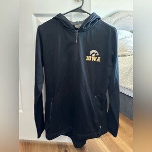 Women’s Large Iowa Hawkeyes Quarter Zip. Athletics